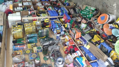 五金配件清倉處理 電動(dòng)手動(dòng)工具、水暖用品等交電產(chǎn)品盡享優(yōu)惠